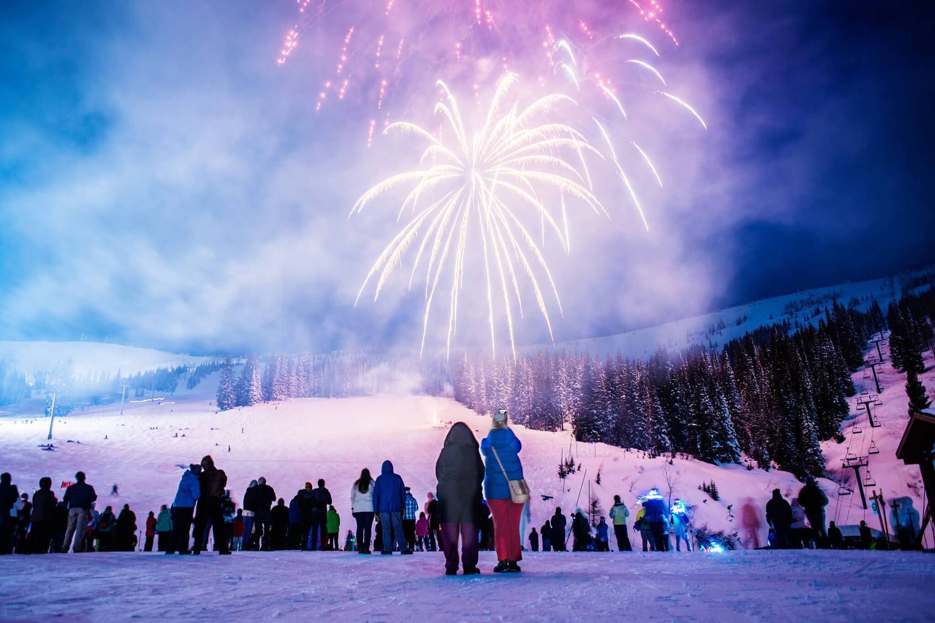 Experience the Magic of Winter at Grand Lake's Winter Carnival: February  8th, 2025 — Grand Chalet Colorado